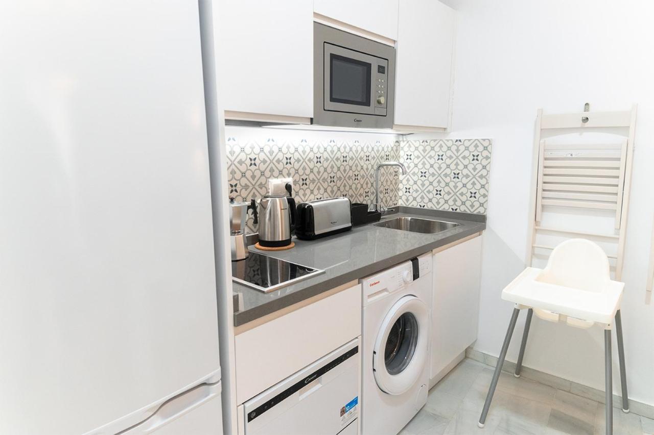 Downtown 3 Bedrooms 2 Bathrooms Wifi Apartment *